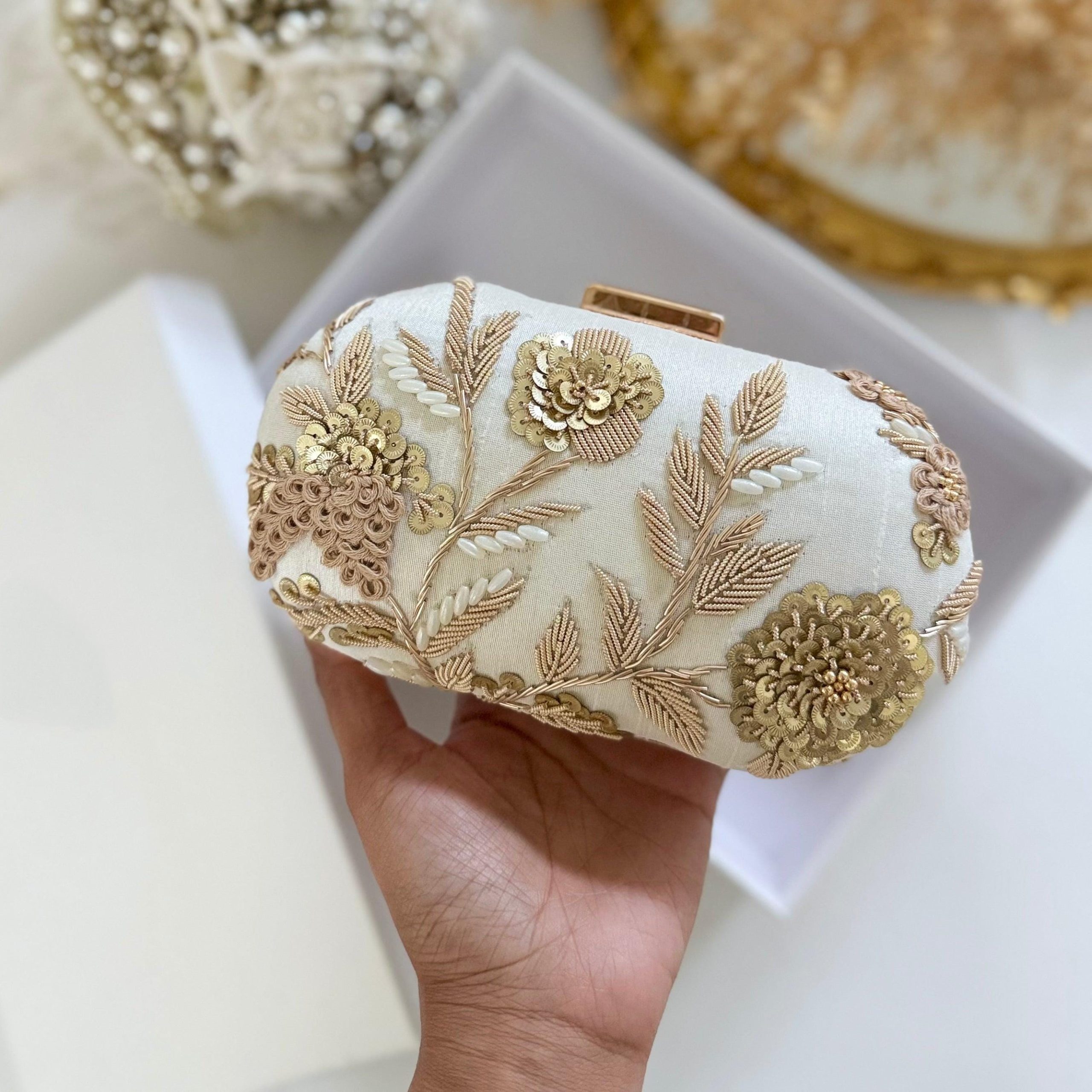 IVORY GOLDEN GARDEN FLORAL EMBROIDERED EVENING CLUTCH - Image 2