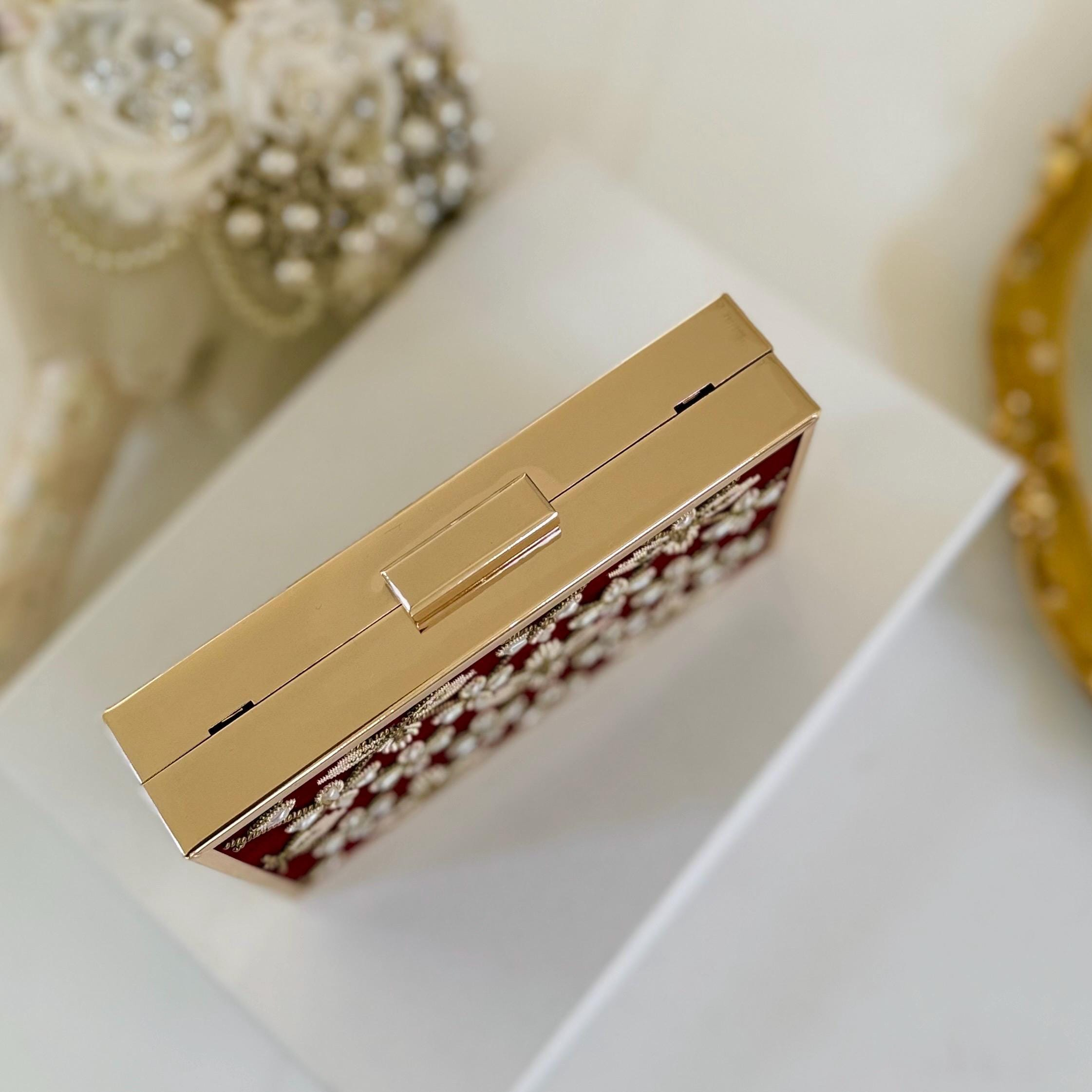 BURGUNDY CRYSTAL FLORAL LATTICE BOX EVENING CLUTCH - Image 3