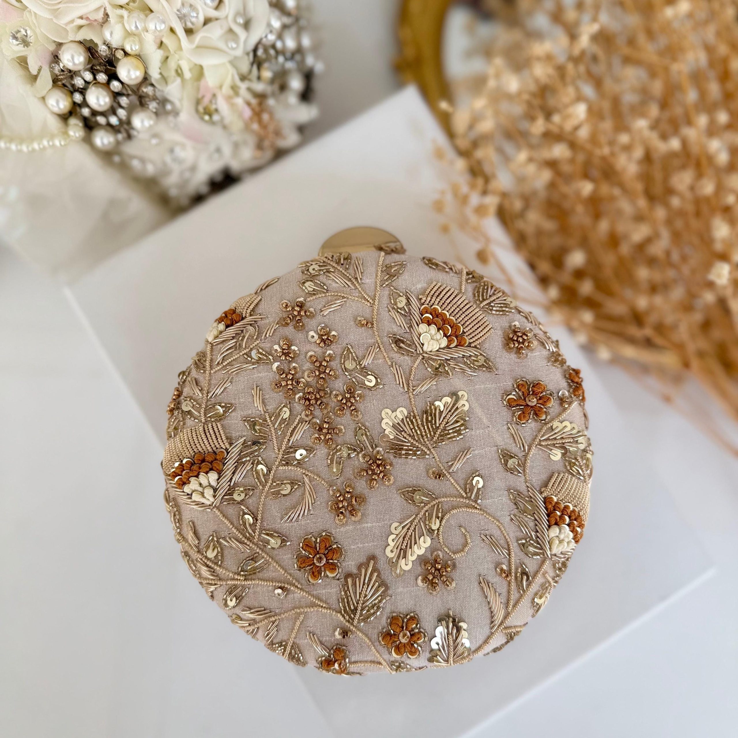 IVORY ROUND GOLDEN WILDFLOWER EMBROIDERED EVENING CLUTCH - Image 4