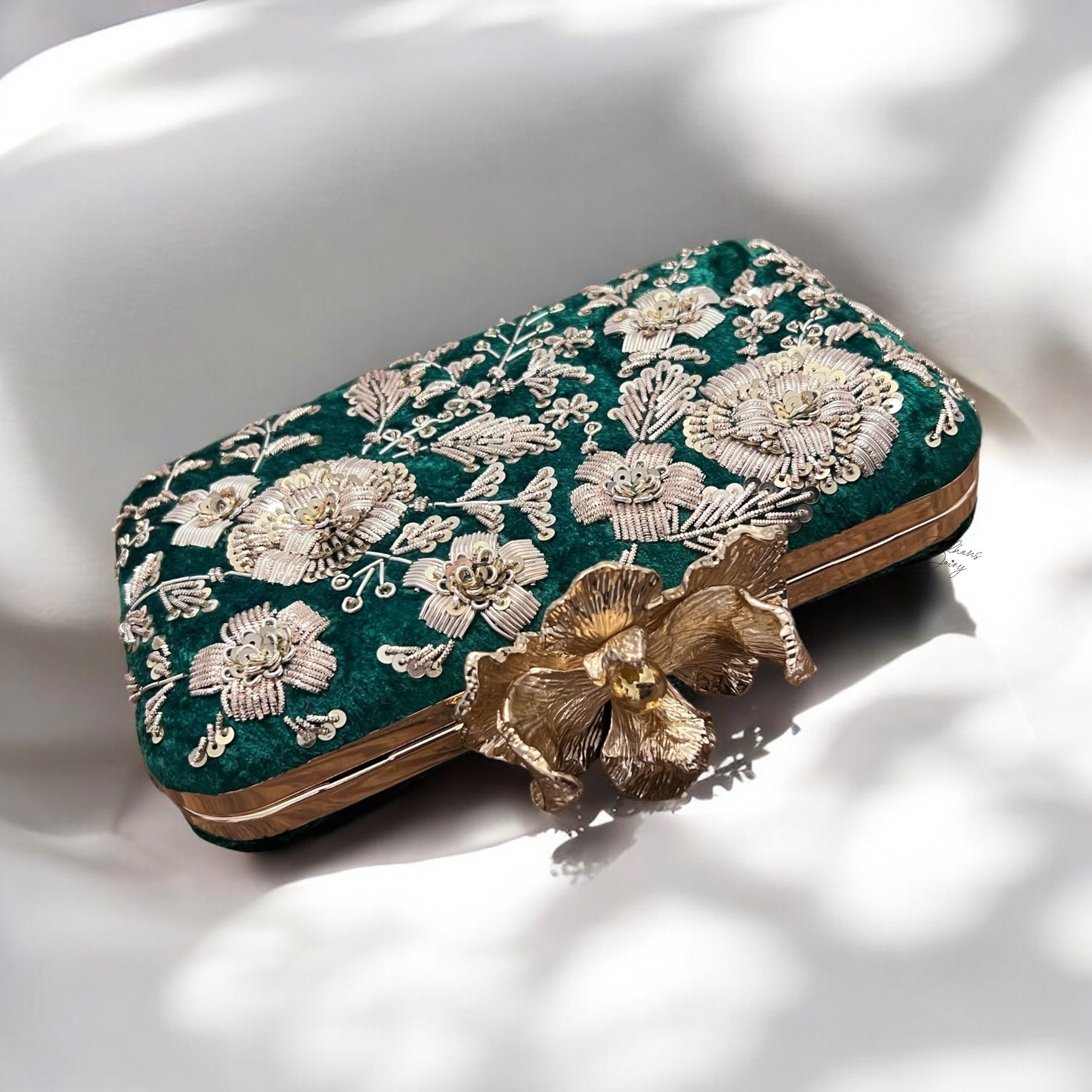 EMERALD GREEN GOLD FLORAL ZARDOZI EVENING CLUTCH - Image 3
