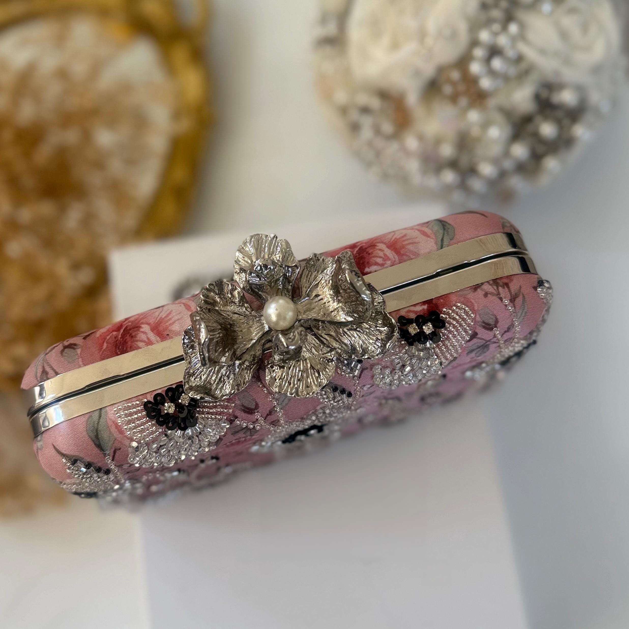BLUSH PINK PEARL BLOSSOM EMBROIDERED EVENING CLUTCH - Image 4