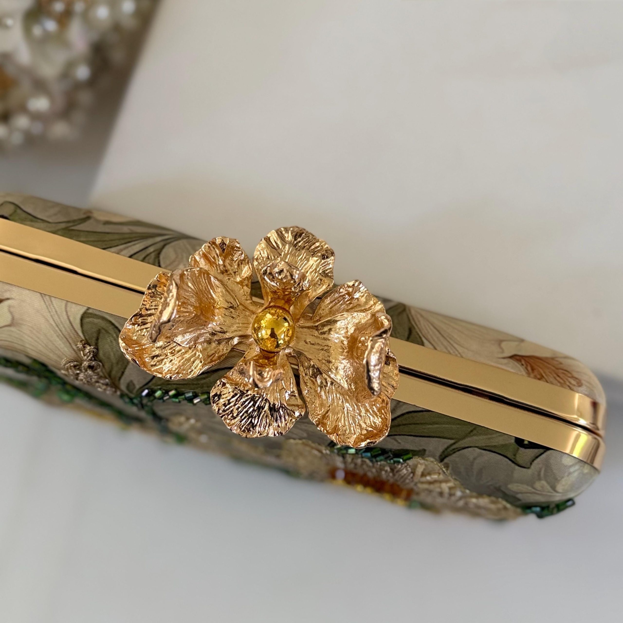 IVORY LOTUS GARDEN EMBROIDERED EVENING CLUTCH - Image 4